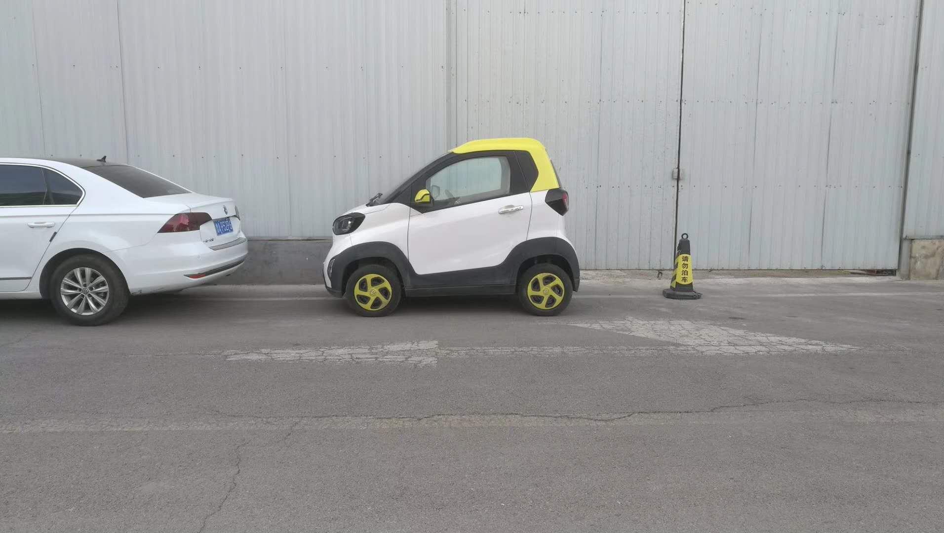 宝骏e200，微型电动汽车，引领城市出行新潮流